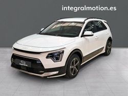 Gris Usado 2024 Kia Niro SUV | 28.900 €