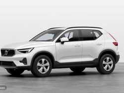 Blanco Nuevo 2025 Volvo XC40 SUV | 34.990 € (Un poco caro)