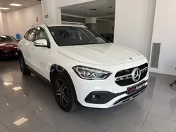 Blanco Usado 2022 Mercedes GLA200 SUV | 34.899 € (Buen precio)