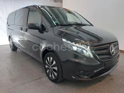 Gris / plata Usado 2024 Mercedes Vito Monovolumen | 53.900 €