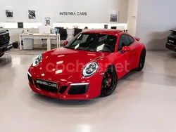 Rojo Usado 2017 Porsche 911 Carrera 4 GTS Coupe | 127.900 €