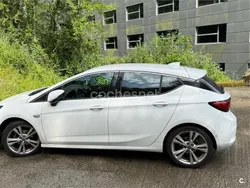 Blanco Usado 2018 Opel Astra Berlina | 11.800 € (Precio justo)