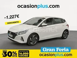 Blanco Usado 2021 Hyundai i20 Berlina | 13.050 € (Precio justo)