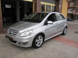 Gris / plata Usado 2010 Mercedes B180 Sport Edition Monovolumen | 10.500 € (Caro)