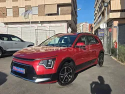 Granate Usado 2025 Kia Niro SUV | 26.500 € (Un poco caro)