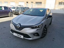 Gris Usado 2023 Renault Clio V Techno Berlina | 19.600 € (Caro)