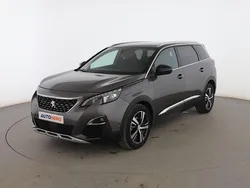 Gris Usado 2019 Peugeot 5008 GT Monovolumen | 21.599 € (Precio justo)