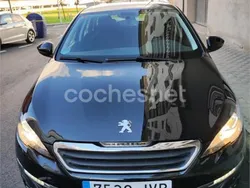 Negro Usado 2016 Peugeot 308 Access Familiar | 7200 € (Precio justo)