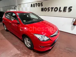 Rojo Usado 2010 Hyundai i30 Comfort Berlina | 3495 € (Buen precio)