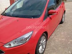 Rojo Usado 2019 Ford Focus Active Berlina | 14.500 € (Precio justo)