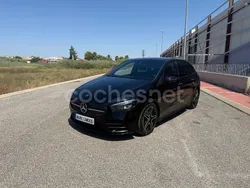 Negro Usado 2022 Mercedes B180 Monovolumen | 32.900 € (Caro)