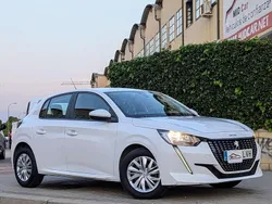 Blanco Usado 2021 Peugeot 208 Utilitario | 13.950 € (Precio justo)