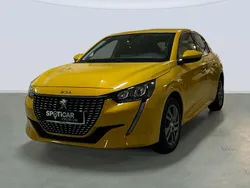 Amarillo Usado 2021 Peugeot 208 Style Utilitario | 13.900 € (Un poco caro)