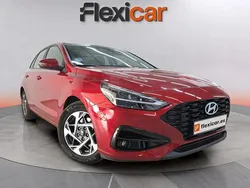 Burdeos Usado 2024 Hyundai i30 Berlina | 17.890 € (Precio justo)