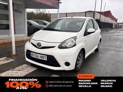 Blanco Usado 2013 Toyota Aygo City Utilitario | 3950 € (Buen precio)