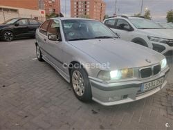 Gris / plata Usado 2000 BMW 316 Compact Utilitario | 1700 €