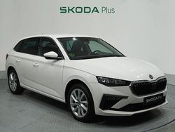 Blanco Usado 2024 Skoda Scala Selection Utilitario | 17.800 € (Precio justo)