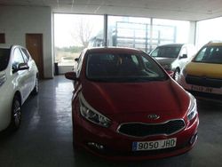 Rojo Usado 2016 Kia Ceed Utilitario | 6500 € (Super precio)