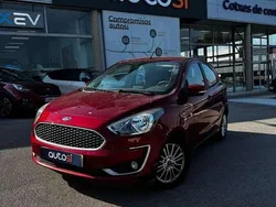 Rojo Usado 2019 Ford Ka Plus Ultimate Utilitario | 9990 € (Precio justo)
