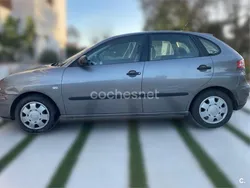 Gris / plata Usado 2004 Seat Ibiza Sport Berlina | 2500 € (Precio justo)