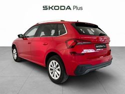Rojo Usado 2024 Skoda Kamiq Selection SUV | 19.750 € (Precio justo)