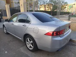 Gris / plata Usado 2005 Honda Accord Sport Berlina | 1750 € (Super precio)