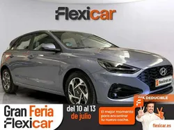 Gris Usado 2024 Hyundai i30 Berlina | 18.490 € (Precio justo)