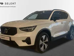 Blanco Usado 2023 Volvo XC40 Plus SUV | 36.900 € (Precio justo)