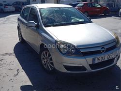 Gris / plata Usado 2004 Opel Astra Enjoy Berlina | 3800 € (Caro)