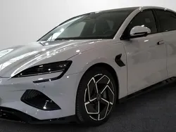 Gris Usado 2025 BYD Seal Design Berlina | 37.900 € (Buen precio)