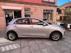 Gris / plata Usado 2024 Kia Rio Berlina | 13.890 € (Precio justo)