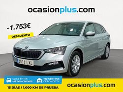 Gris / plata Usado 2022 Skoda Scala Utilitario | 19.290 € (Un poco caro)