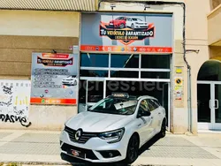 Gris / plata Usado 2017 Renault Mégane GrandTour Bose Edition Familiar | 12.500 € (Precio justo)