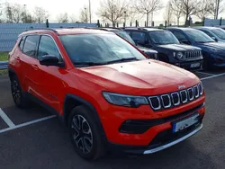 Rojo Usado 2023 Jeep Compass Limited SUV | 32.990 € (Caro)