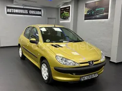 Amarillo Usado 2005 Peugeot 206 Berlina | 2490 € (Buen precio)