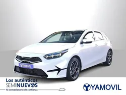 Blanco Usado 2023 Kia Ceed Berlina | 23.350 € (Un poco caro)