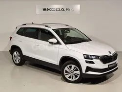 Blanco Usado 2025 Skoda Karoq Selection SUV | 29.900 € (Caro)