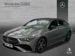 Gris montaña Usado 2024 Mercedes CLA200 Shooting Brake AMG line Familiar | 38.800 € (Precio justo)