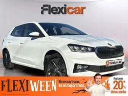 Blanco Usado 2022 Skoda Fabia Sport Utilitario | 17.990 € (Precio justo)