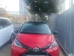 Rojo Usado 2018 Toyota Aygo X-cite Utilitario | 9950 € (Precio justo)