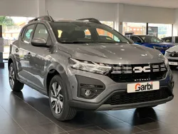 Gris / plata Nuevo 2025 Dacia Sandero Expression Utilitario | 16.800 €
