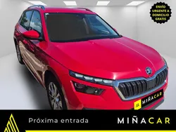 Rojo Usado 2022 Skoda Kamiq Style SUV | 20.490 € (Precio justo)
