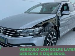 Gris / plata Usado 2022 VW Passat Executive Familiar | 17.500 €