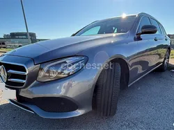 Gris / plata Usado 2020 Mercedes E300 Familiar | 31.900 € (Precio justo)