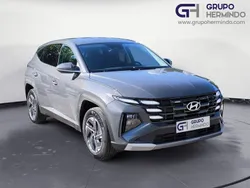 Gris Usado 2025 Hyundai Tucson SUV | 31.500 € (Buen precio)