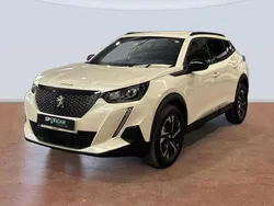 Blanco Usado 2023 Peugeot 2008 Allure SUV | 20.900 € (Un poco caro)