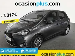 Gris Usado 2020 Toyota Yaris Active Utilitario | 13.173 € (Precio justo)