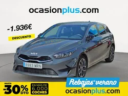 Gris Usado 2024 Kia Ceed Edition 7 Berlina | 21.300 € (Un poco caro)