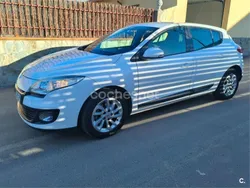 Blanco Usado 2012 Renault Mégane III Dynamique Berlina | 5900 € (Precio justo)