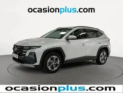 Gris plata Usado 2024 Hyundai Tucson SUV | 27.728 € (Buen precio)